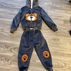 Lola + The Boys Gray Bear Matching Set